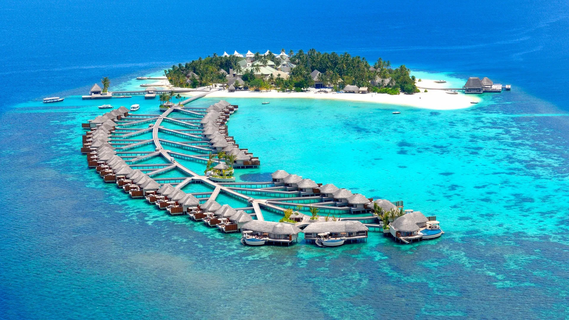 Maldives Paradise Getaway – Adaaran Club Rannalhi