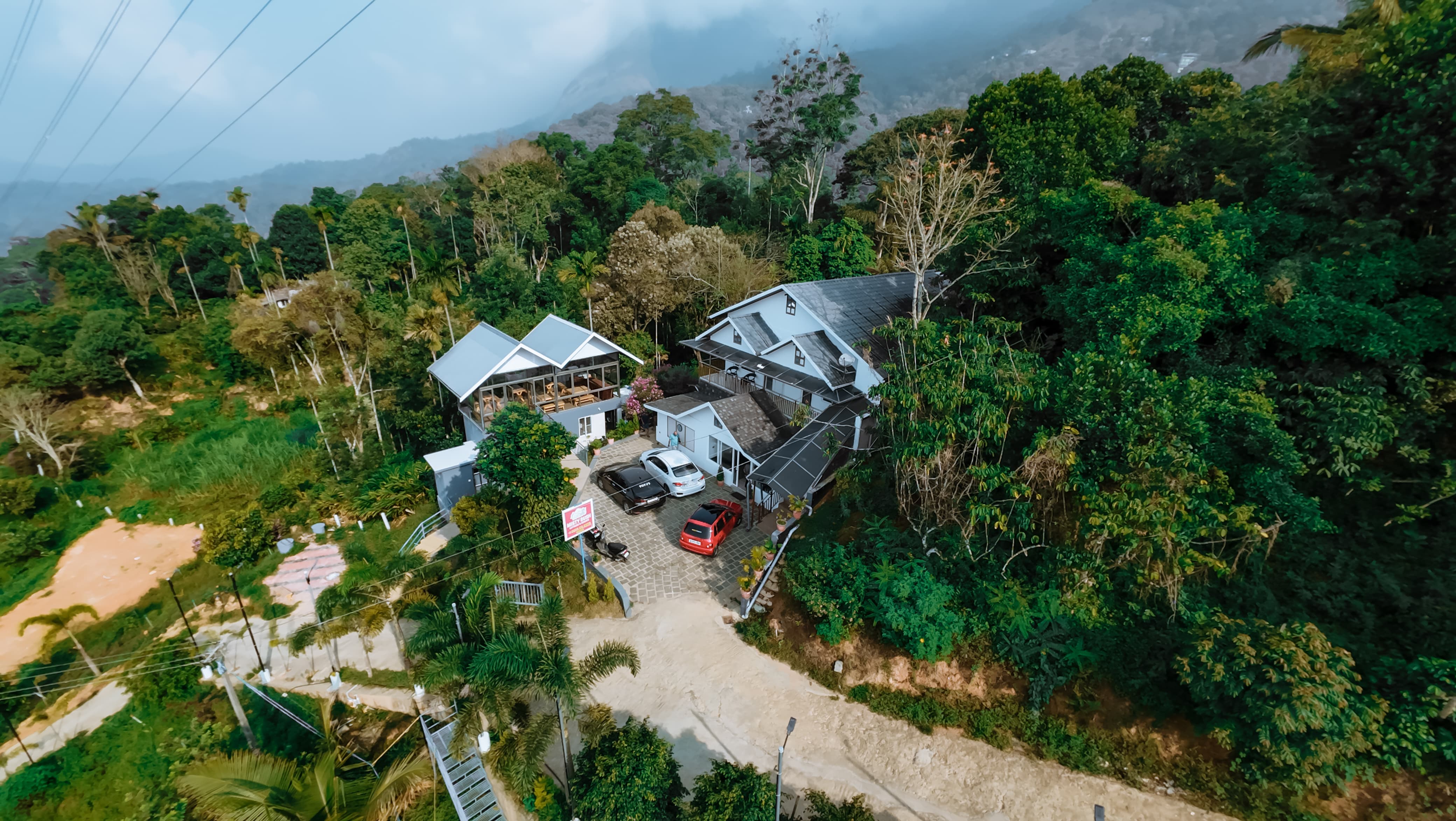 Misty Bush Cottages & Resorts